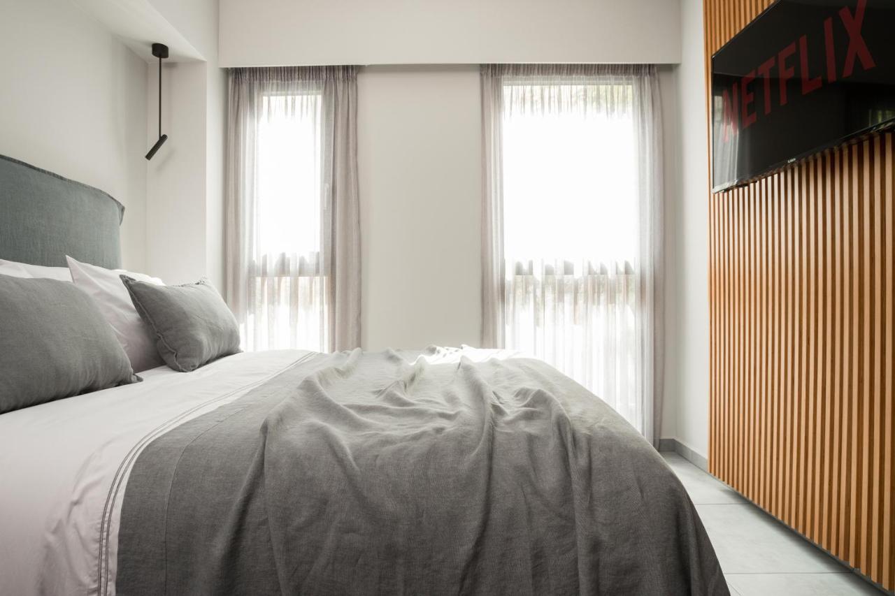 11 Enteka Acropolis Hotel 4*