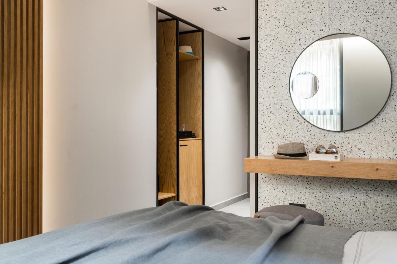 Hotel 11 Enteka Acropolis 4*
