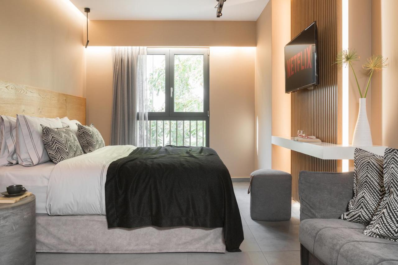 11 Enteka Acropolis Hotel 4*