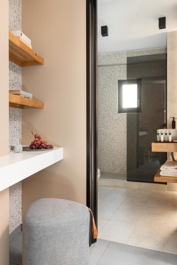 11 Enteka Acropolis Hotel 4*