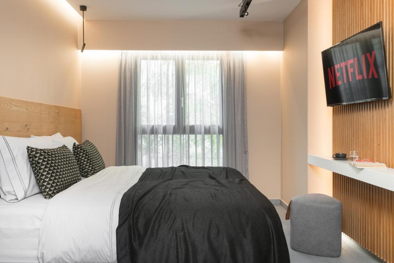 11 Enteka Acropolis 4*
